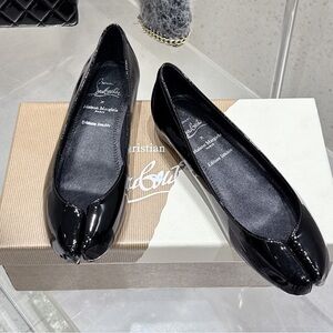 Women's Maison Martin Margiela Glossy Black Split-Toe Ballet Flats